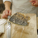 ペレグリーノ - 魚料理　徳島産鳴門海峡より、一本釣りの鰆（さわら）、紀州備長炭焼き