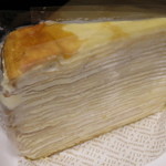 スイーツガーデン ユウジアジキ - 【再訪17】何枚重ねてあるのでしょう？ミルクレープ