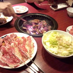 Gyuukaku - お肉を焼いてます①(2015.10.24)