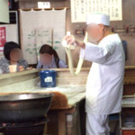 木蘭 - これが細い麺になっていくんです。(°◇°;) 