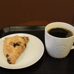 スターバックスコーヒー - ドリップ珈琲のスマトラ＆チョコレートチャンククッキー