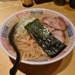 塩らーめん 780円