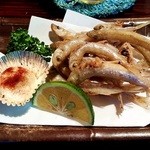 居酒屋太陽 - ワカサギ唐揚げ500円