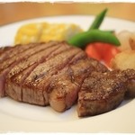 飛騨琢磨 - 特選飛騨牛ヒレステーキ膳