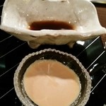 横浜うかい亭 - ステーキ用のポン酢と山葵ソース。