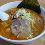 Rairai Ken - 味噌オロチョンラーメン800円(2015/10)