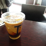 T'CAFE - 
             勿論アルコール以外のカフェメニューも充実してて飲めない友人はアイスコーヒー３００円を飲みながら地上１６０ｍからの景色を楽しみました。
            
            