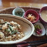 Nanakamado - 山菜焼きめし