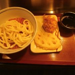 楽釜製麺所 - ざるうどんが、ある・