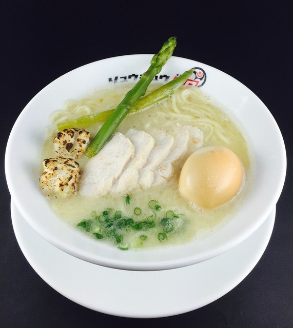 写真 リュウキュウ58 リュウキュウゴーパチ 牧志 ラーメン 食べログ