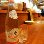 quarto - ミネラルウォーター。硬水かな。(・o・)