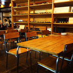 quarto - おちついた店内。(^∀^)ノ