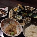 酒蔵　魚の家 - 鯛の胡麻茶漬け定食¥1000
