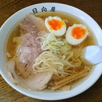 青竹手打ラーメン 日向屋 - 