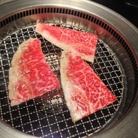 焼肉専科 肉の切り方 日本橋本店 - 1ミリロース
