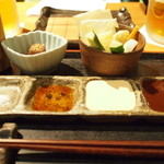 串たなか - ソース、野菜、蒟蒻煎り煮