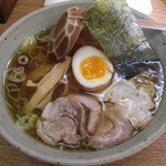 中華そば 匠 - 中華そば（＋玉子半分）