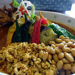 アプランティ - スープカレー（濃厚キーマ）にオクラと納豆トッピング