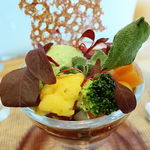 ビストロアム - 野菜のパフェ