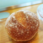 ビストロアム - パン