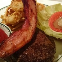 ウルフギャング・ステーキハウス 丸の内店 - ハンバーガー
