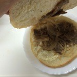 パヌトン - 牛タンバーガー，断面