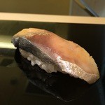 鮨 ます田 - （2014年3月）〆鯖 コハダより舌に刺し込んでくる旨み(^^)