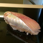 鮨 ます田 - （2014年3月）淡路のアジ 酢と塩で一週間締めたもの！スッキリした旨みは味わったことのないレベル（≧∇≦）