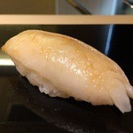 鮨 ます田 - （2014年3月）かすご（春子）酢と塩で４日間締めたもの！