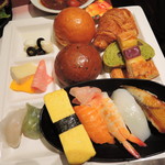 グルメバイキング オリンピア - へんてこな盛り付けになったけど、美味しそう。