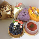 フレシュール - キャラメルムース、レモンタルト、紫芋タルト、マンゴームース、グレープフルーツのプリン、ブルーベリータルト