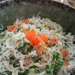 おっ魚っと - 釜揚げシラス丼
