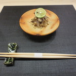 先付けは四種のキノコとキスの昆布〆。