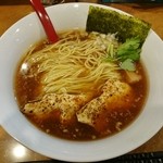 紅 - アゴ出汁醤油ラーメン　800円