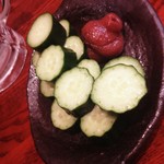 きらく屋 - 梅キュウ