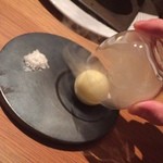 Point - 燻製バター　開けた瞬間