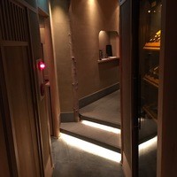 神楽坂 鮨 りん - 高級感のある店内