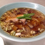 珍々軒 - ラーメン（500円）