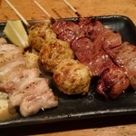 うきち炭火焼鳥 - ももにく、つくね、レバー×2
