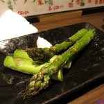 四文屋 - アスパラ焼