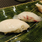 築地すし好 JIN仁 - あわび、ひらめの握り