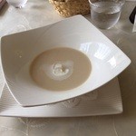 アールジェイ - カブの冷製スープ