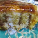 金の小槌 - 美味しいロール生地で作ったキャラメル味のケーキです。
