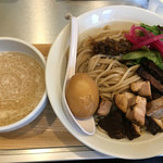 特製濃厚ホタテつけ麺（大盛）1,100円＋100円。