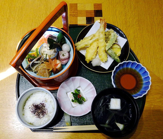 六せい 泉中央 | 仙台の日本料理店