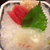 ざくろ 銀座店 - 刺身盛り合わせ
