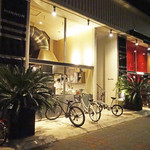 シエロイリオ - ファサード