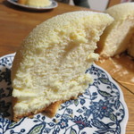 たまご工房 エグエグ - カット面。しっとりしていました