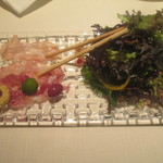 JUTURNA - 自慢のハーブサラダと生ハム