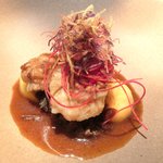 レストランエール - ランチコース 4752円 の石川県産の真鱈のムニエル、白子、牡蠣、ビーツ、インカのめざめ、ノーザンルビー、シャドークイーン